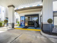 Days Inn & Suites by Wyndham NASA Space Center Houston Hotels in Nassau Bay