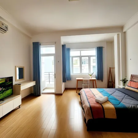 LalaHouse Riverside Residence Отели рядом с достопримечательностью «Конгресс-центр GEM Centre»