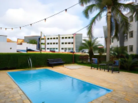 Colonial Flat Hotel 伊塔佩蒂寧加酒店