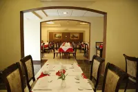 Royal Plaza by Stellar Hotels, Yerevan - فطور