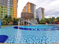 HomeStay Fhs @ Free Water Theme Park Tickets Suite