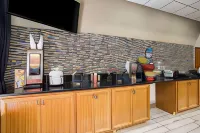 SureStay Hotel by Best Western Bardstown General Nelson - breakfast