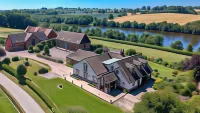 The Dinney B&B - parking