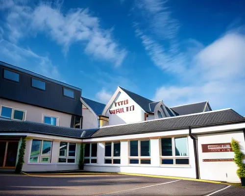 Nevis Bank Inn Hotels in Fort William