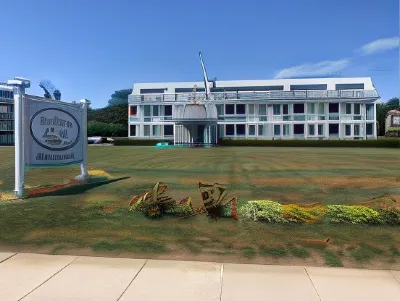 The Atlantic House Hotels in Наррангасетт