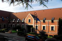 Cit'Hotel - Hotel le Cèdre Hotels in Oise