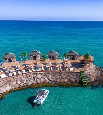 Riverside Garden Resort Hotels in Karavas