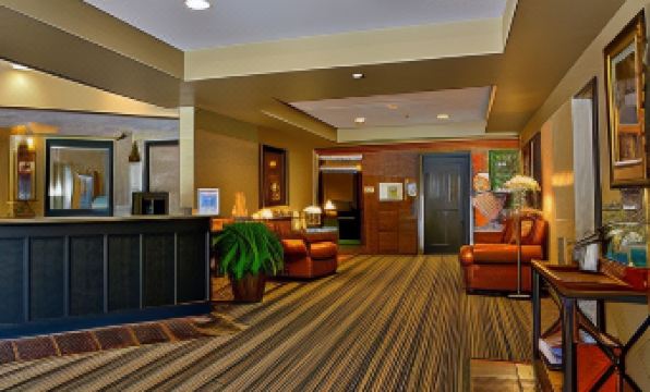 2. 파크 플라자 리..