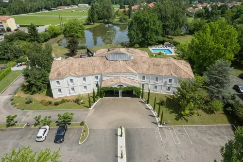 Le Renaissance Hôtels à : Mont-de-Marsan
