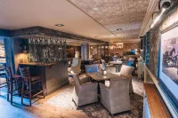 Bowfield Hotel and Spa - bar