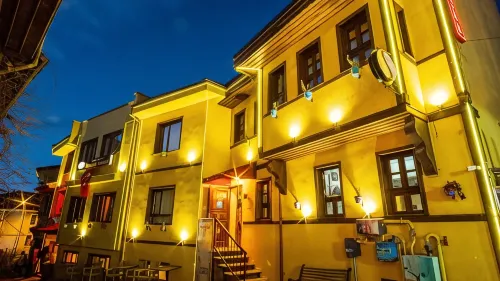 La VIE Konak Otel - พร้อมอาหารเช้า