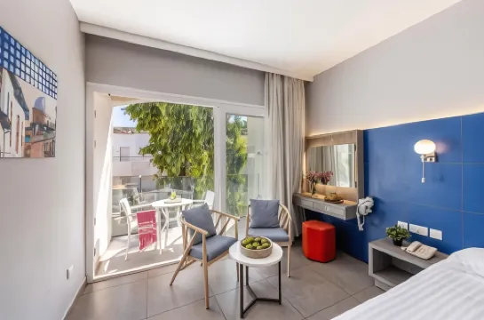 Park Beach Hotel - 3 estrellas