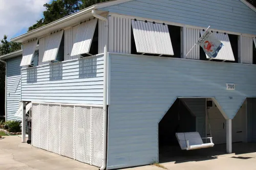 3 Minutes from the Beach, Dog-Friendly Home at MP 6 in Kill Devil Hills