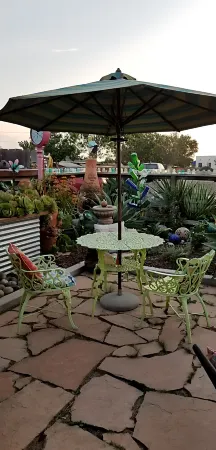 Pet friendly. 1 mi to beach. Not a house share. Отели в г. Ошено