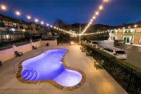 Quality Inn Downtown Helen - Swimmingpools