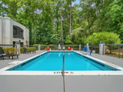 Bob Hotels Tallahassee - Boutique on Budget Hotels in Leon County