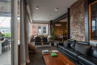 The Thomas Gregg Apartments