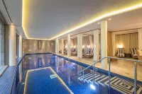 Mr & MRS Smith Salcombe Harbour Hotel