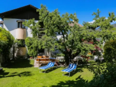 Garni Meinrad Hotels in Ora