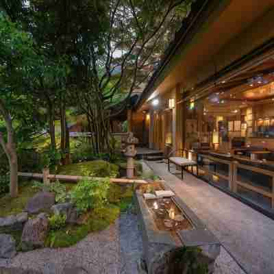 下呂温泉 懐石宿 水鳳園 Hotel Exterior