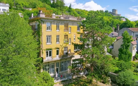 Green Home Vexin Отели в г. Ветёй