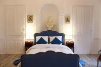 Hôtel le 43 Hotels in Luxeuil-les-Bains