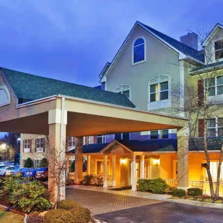 Country Inn & Suites by Radisson, Dalton, GA