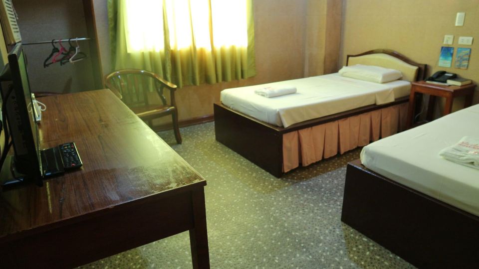 Obdulia's Business Inn