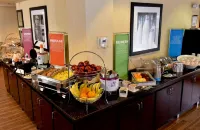 Hampton Inn Ruston - breakfast