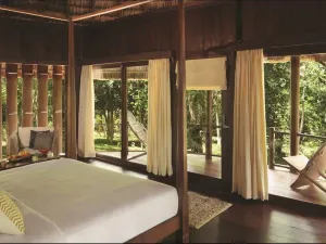 The Barefoot at Havelock