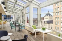 Lexington Marriott City Center - 5-Star