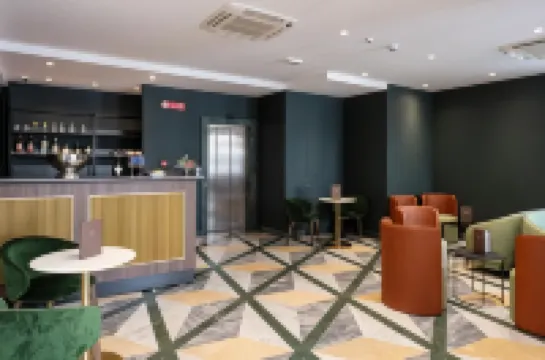 Porta Altinia Suites