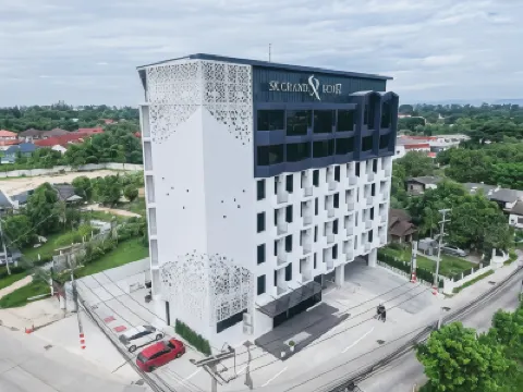 SR Grand Hotel Hotels near Tha Sala