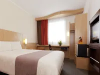 Ibis Malabo Hotels near Catedral de Santa Isabel