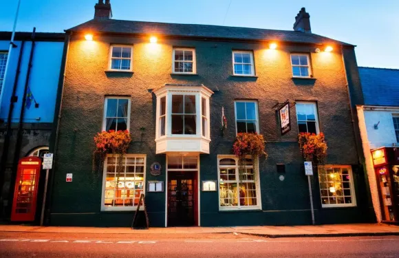 老國王武器酒店