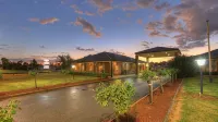 Bushmans Motor Inn