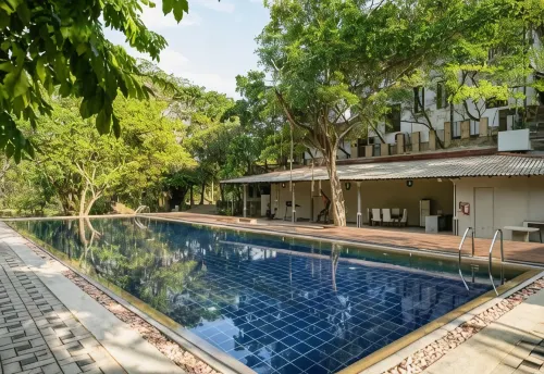 Lotus Estate Colombo Hotels in Malabe