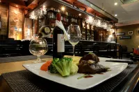 Bayangol Hotel - bar