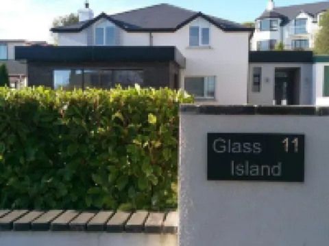 Glass Island Boutique Luxury B&B Hotels near Kinbane Castle