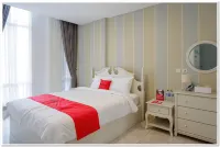 RedDoorz Plus @ Madukoro Raya Semarang Hotel a West Semarang