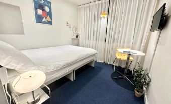 Ssh Ikseon Peter Cat Hostel