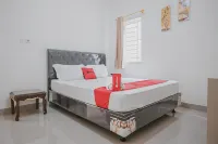 เรดดอร์ซ ชาเรียะห์ ใกล้กับปาโฮมาน สเตเดียม ลัมปุง โรงแรมใน