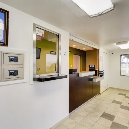 Studio 6 Midwest City, OK - Oklahoma City