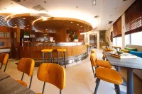 Silken Luis de León