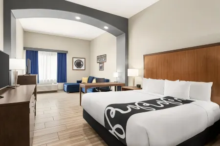 La Quinta Inn & Suites by Wyndham Brownsville North