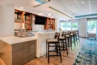 Fairfield Inn & Suites Winston-Salem Downtown - Parking