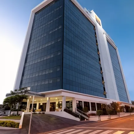 Hotel Praia Centro Отели рядом с достопримечательностью «Парк Коко»