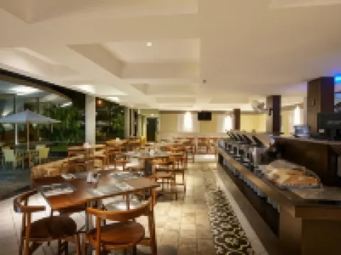 Hotel Neo+ Green Savana Sentul City Hotels in Babakan Madang