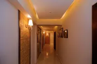 Sky Pyramids View Inn