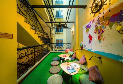 리틀 참 하노이 호스텔 객실